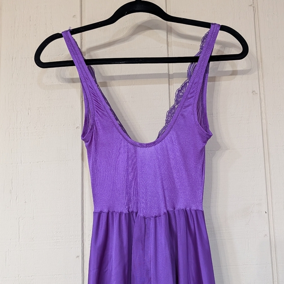 Olga Bodysilk Purple Full Sweep Nightgown Lingerie - Picture 7 of 13